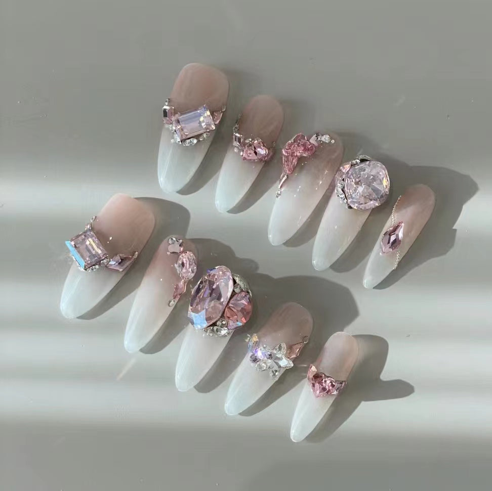 Pink gradient bow, socialite, light luxury nail art, full of diamonds, explosive flash, pile of diamonds