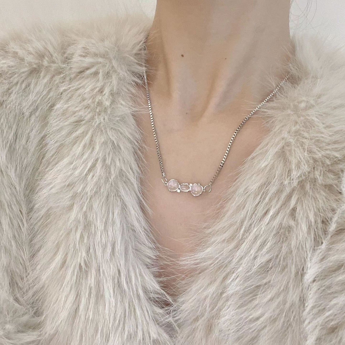 Simple and personalized design, transparent bead necklace, fashionable and fashionable double layer clavicle chain, bracelet, earring set