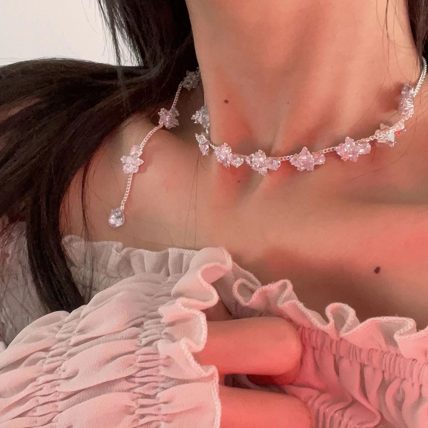 European and American Fashion Hot Butterfly Zircon Necklace Retro Light Luxury Water Diamond Long Necklace Collar Female