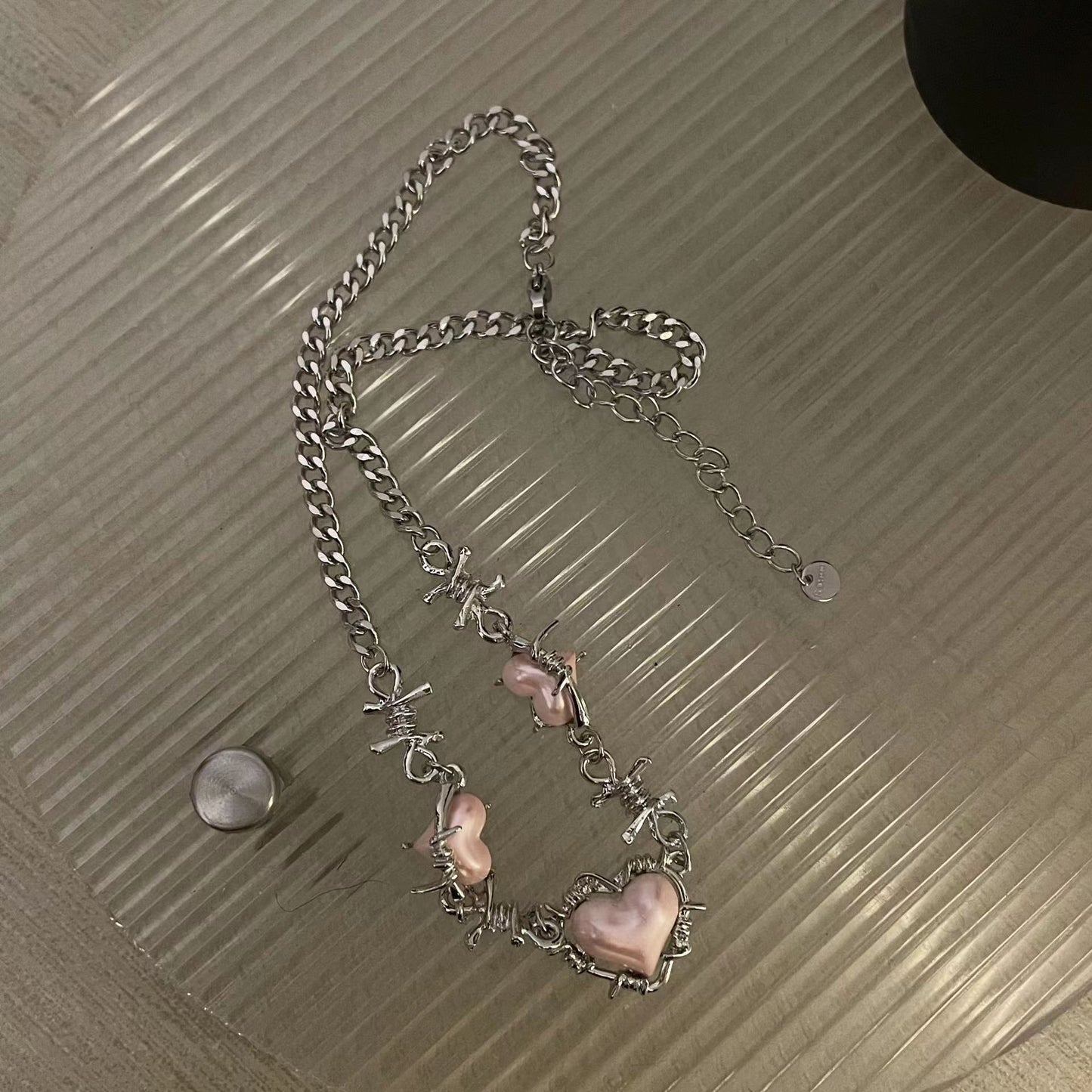 Romantic Peach Heart~Sweet Cool Thorn Love Necklace for Women with High Design Sense, Small and Luxury Y2K Pearl Collar Chain