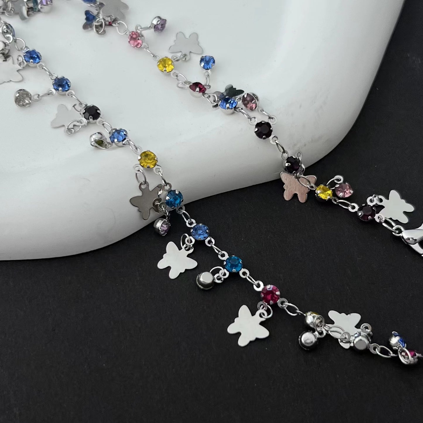 Of course you need to wear colorful butterfly cherries! Design Rainbow Starlight Butterfly Purple Gradient Necklace Collar Chain