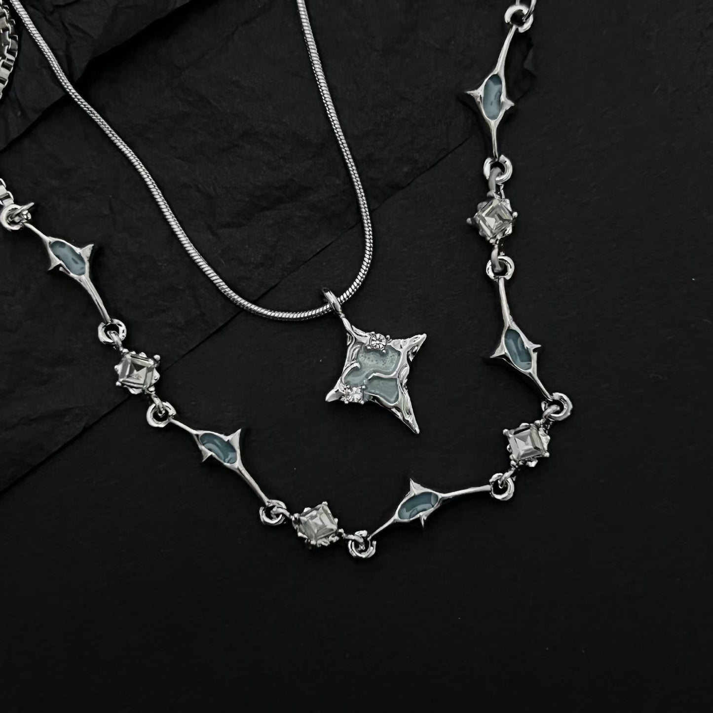 Design Blue Lava Starlight Necklace Fashion Men and Women Couple Sweater Chain Minimalist Sweater Chain Insider Design Sense