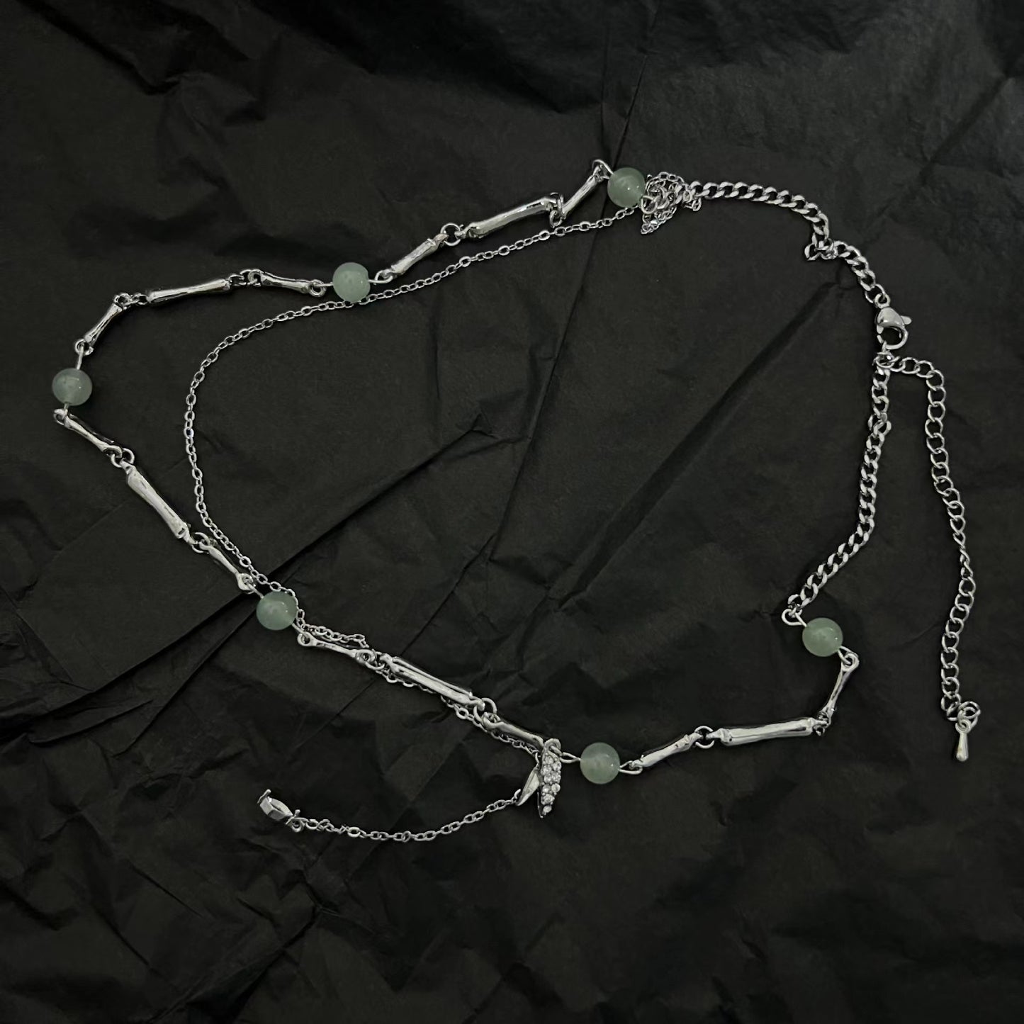 New Chinese style bamboo knot water drop tassel necklace with a male and female niche design, fashionable, sweet and cool collarbone chain trend