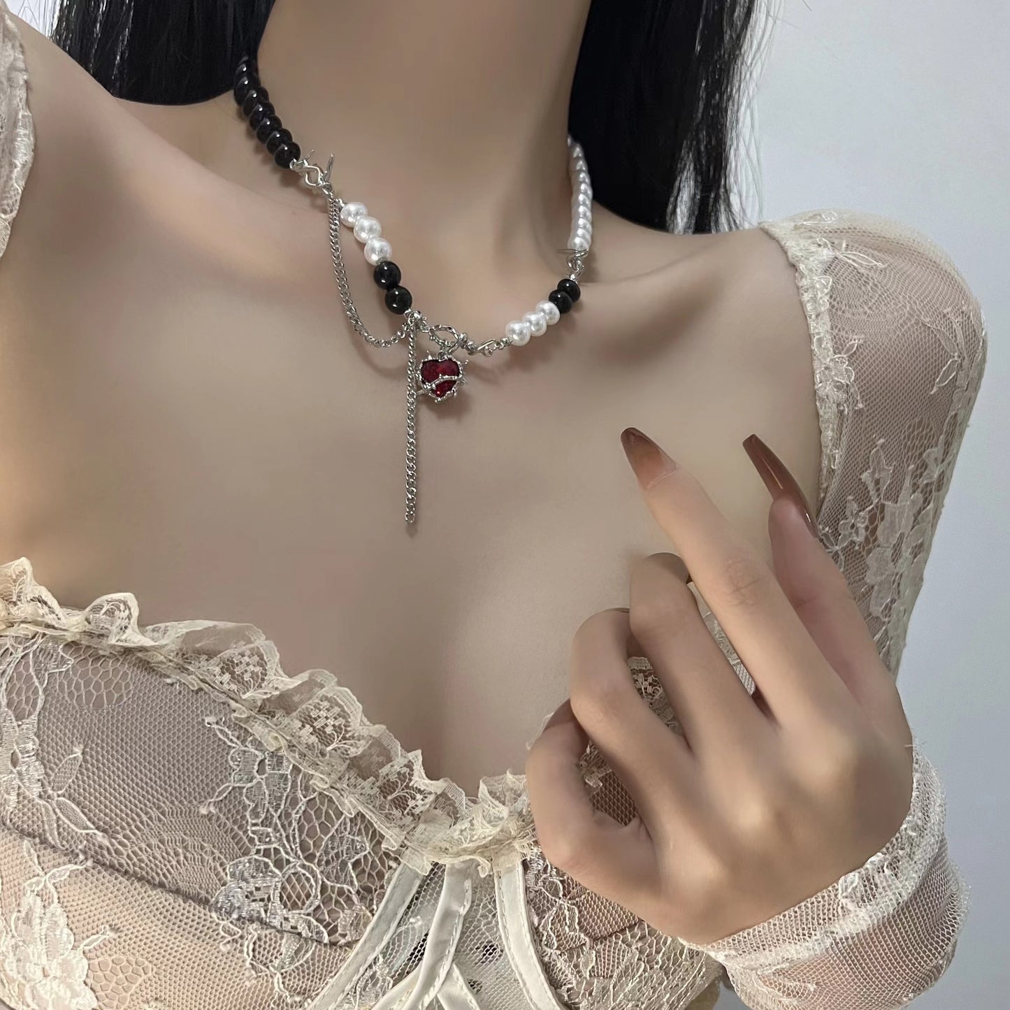 Sweet and Cool Dark Style Thorn Heart Ruby Pendant Pearl Chain Tassel Necklace Choker Premium Ear Feel