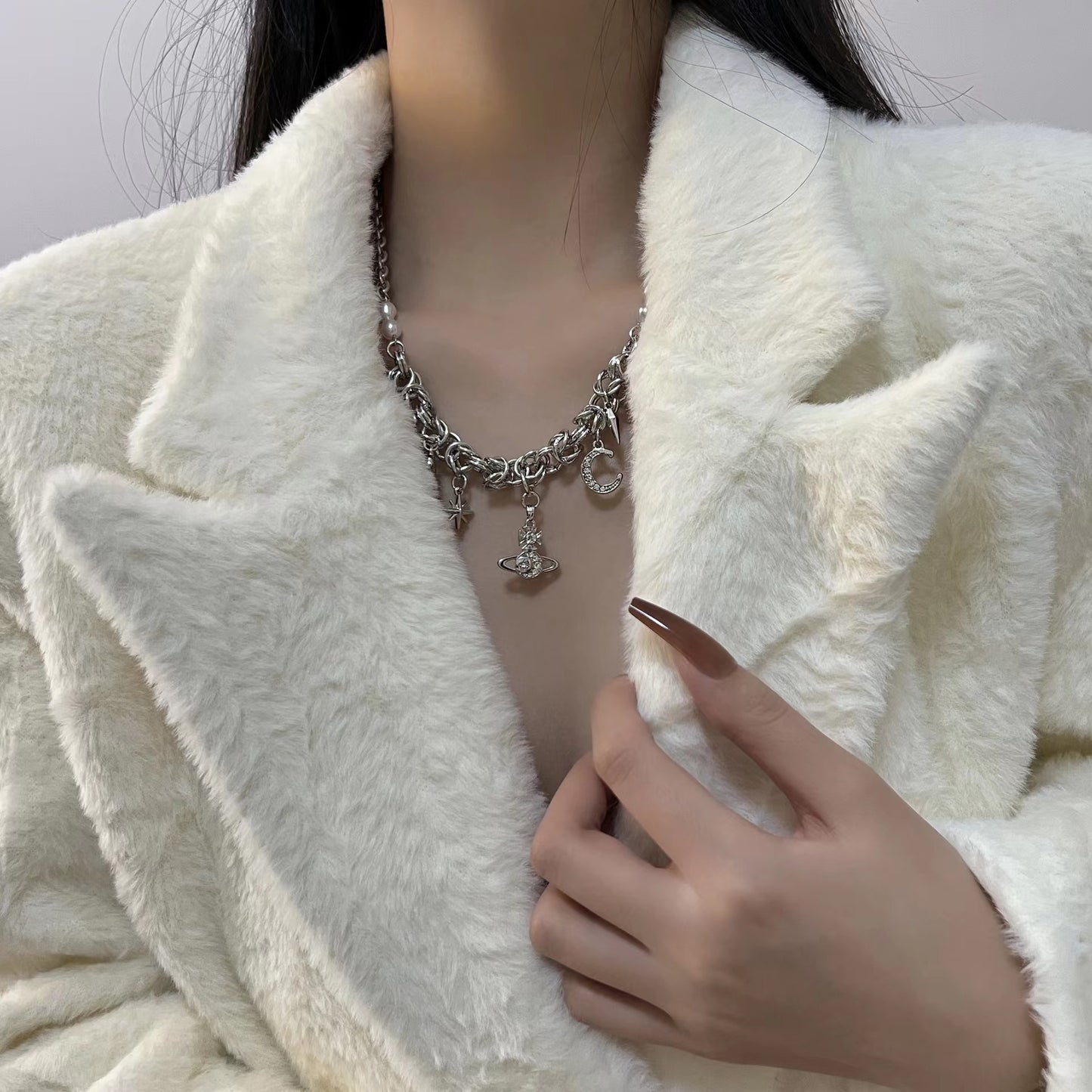 High grade Spicy Girl Street Shoot Necklace Saturn Cross Collar Chain Metal Neckchain Small Neutral Cool Style Jewelry