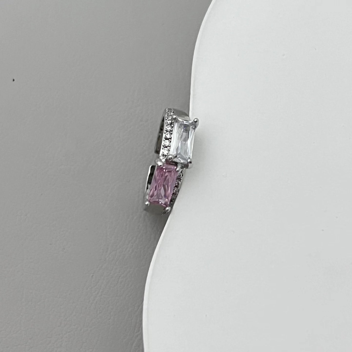 A niche design with gemstone inlaid rings for women with a high-end feel, irregular geometric index finger ring recommended by bloggers
