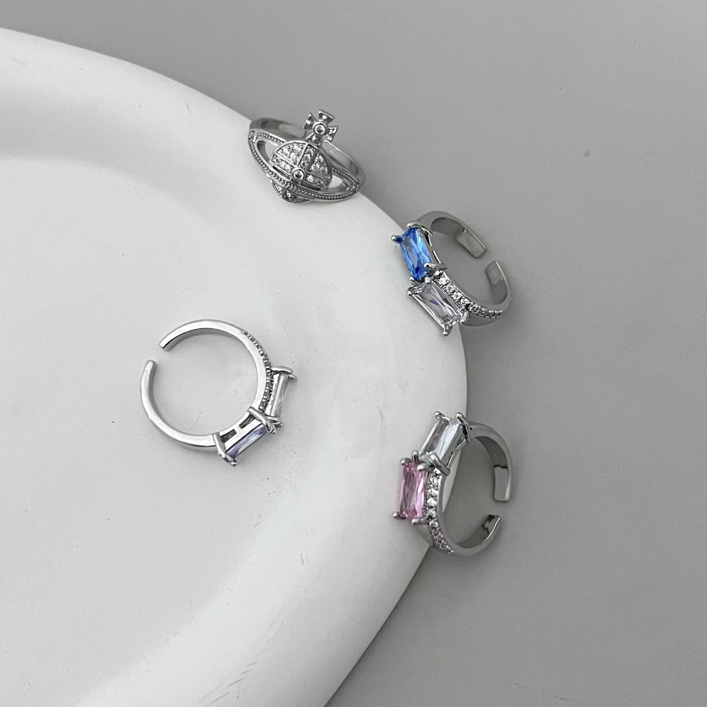 A niche design with gemstone inlaid rings for women with a high-end feel, irregular geometric index finger ring recommended by bloggers