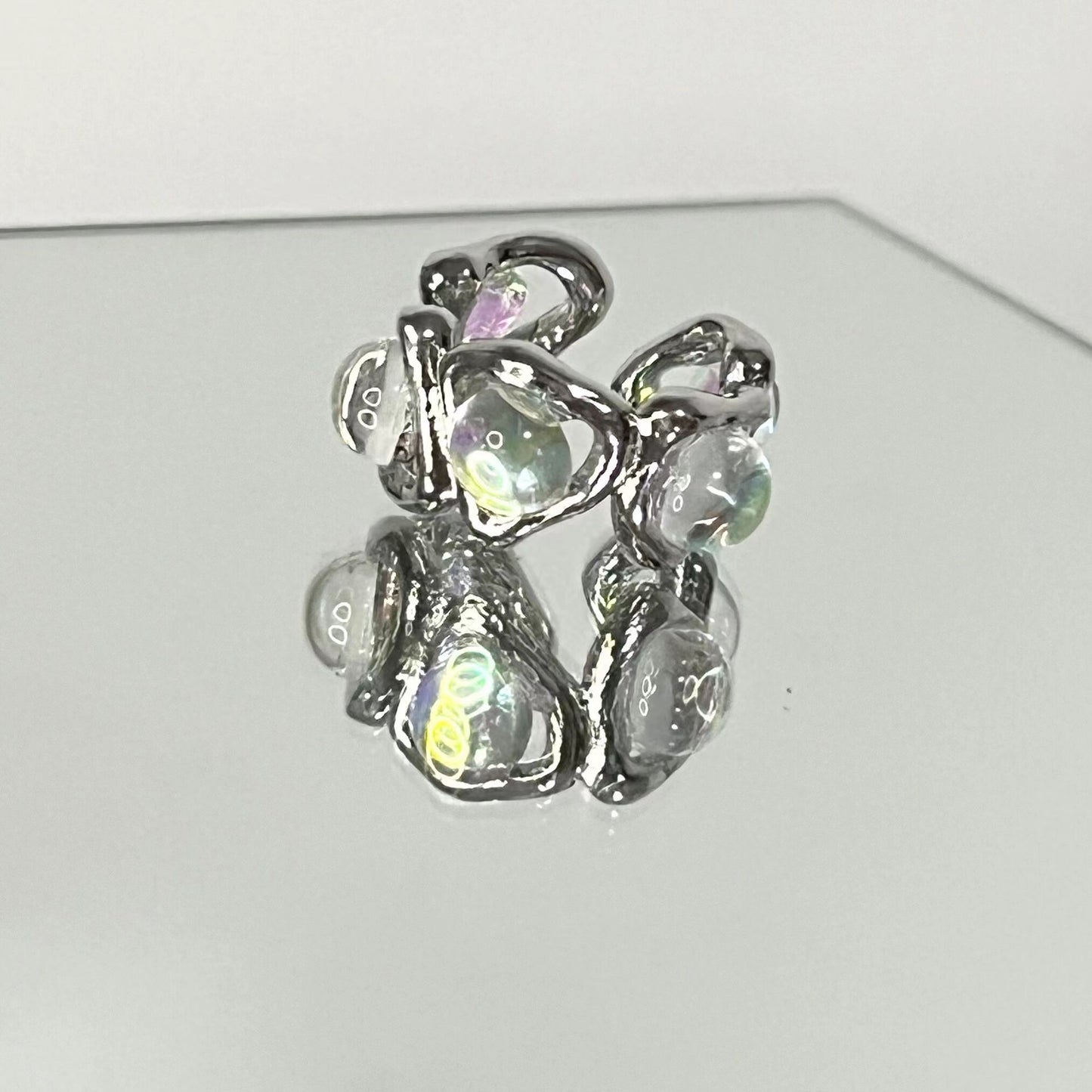 Homemade retro French luminous stone small ring designed by female minority for fashionable and exquisite temperament index finger ring