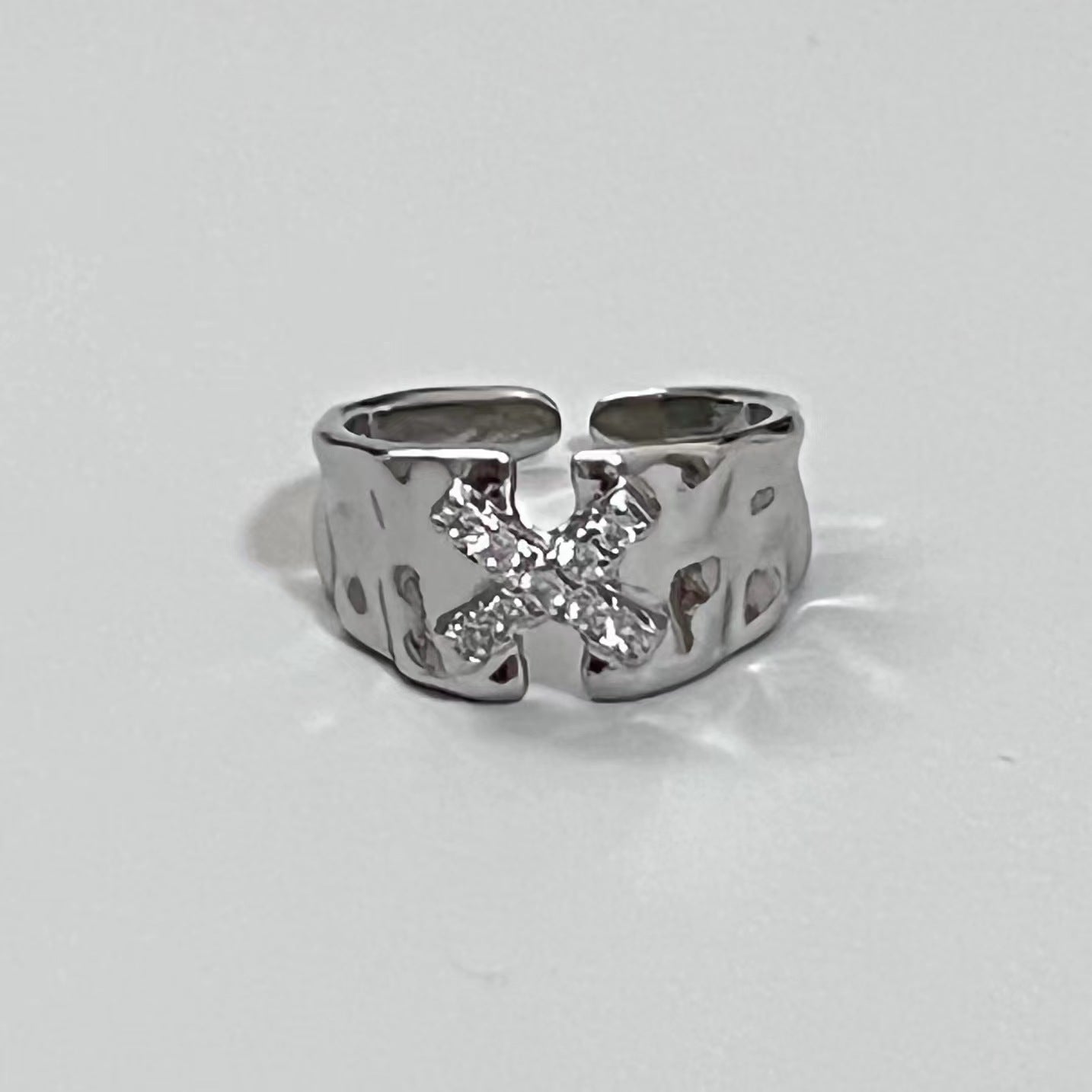 Small Star Couple Ring Korean Edition INS Design Sense Letter X Inlaid Zircon Texture Ring for Men's Fashion Personality Hand