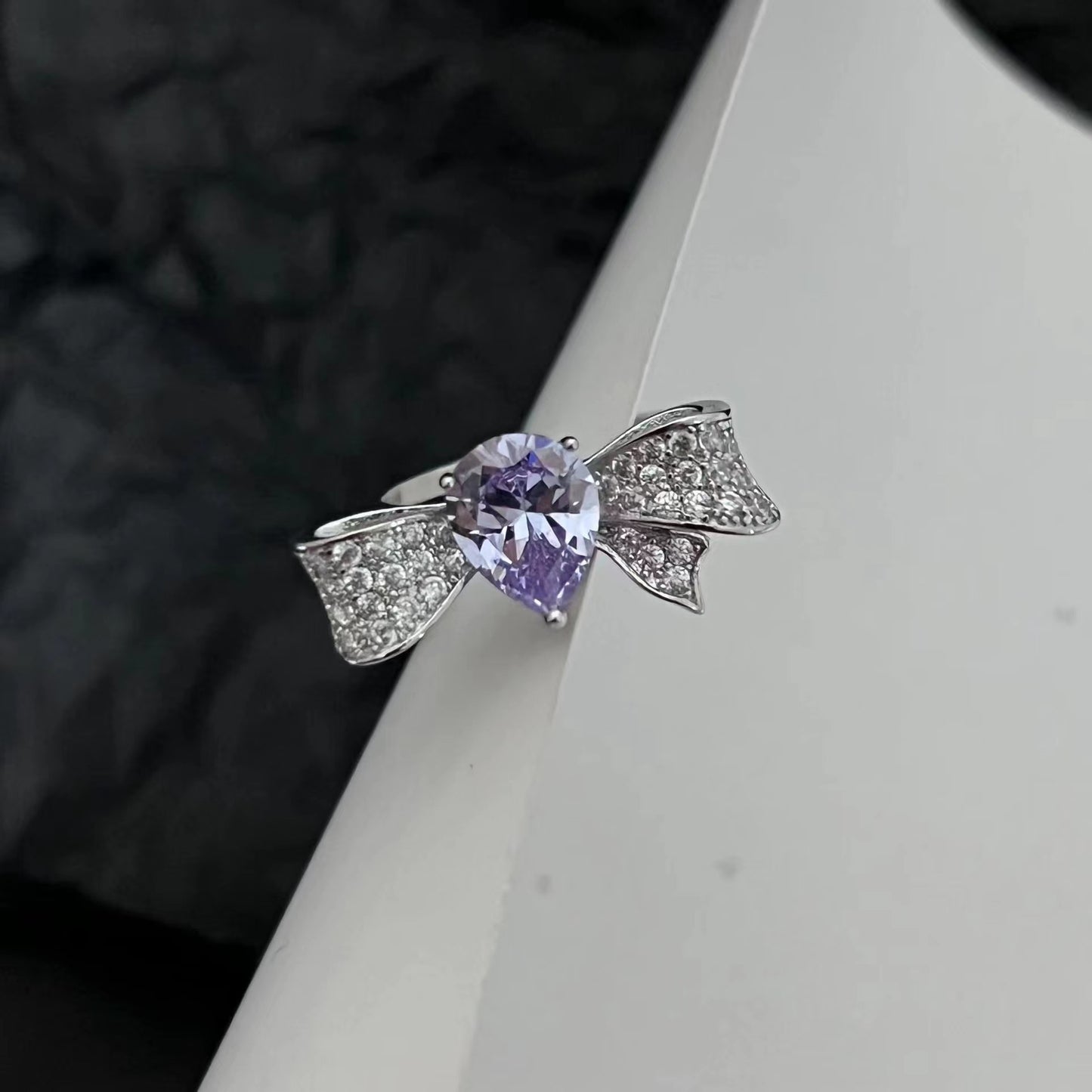 Coco Lane Sweetheart Princess Exquisite Pink Diamond Bow Knot Sweet Temperament Ring ins Women's Ring Opening Tide