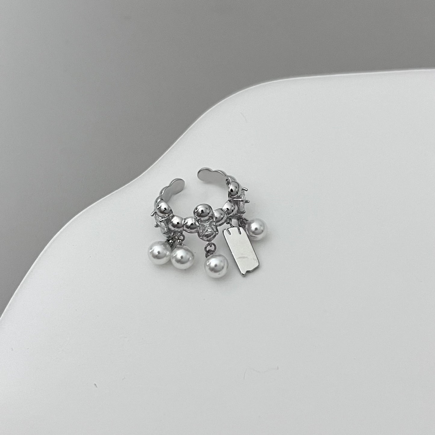 Quick Xu Star Love Zircon Ring for Female Ins with a Small Crowd Design Sense and High Grade Pearl Tassel Index Finger Ring Opening