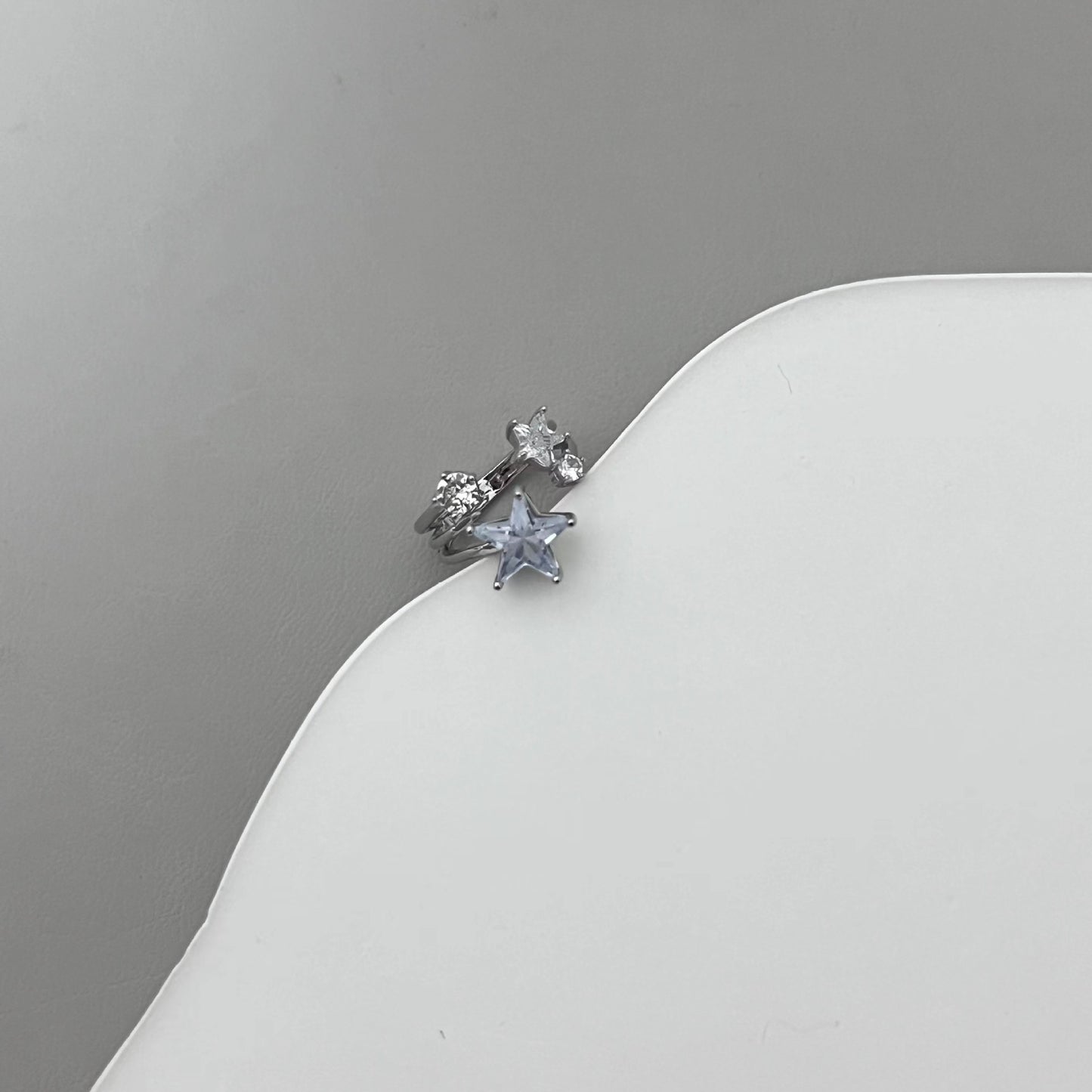 Quick Xu Star Love Zircon Ring for Female Ins with a Small Crowd Design Sense and High Grade Pearl Tassel Index Finger Ring Opening
