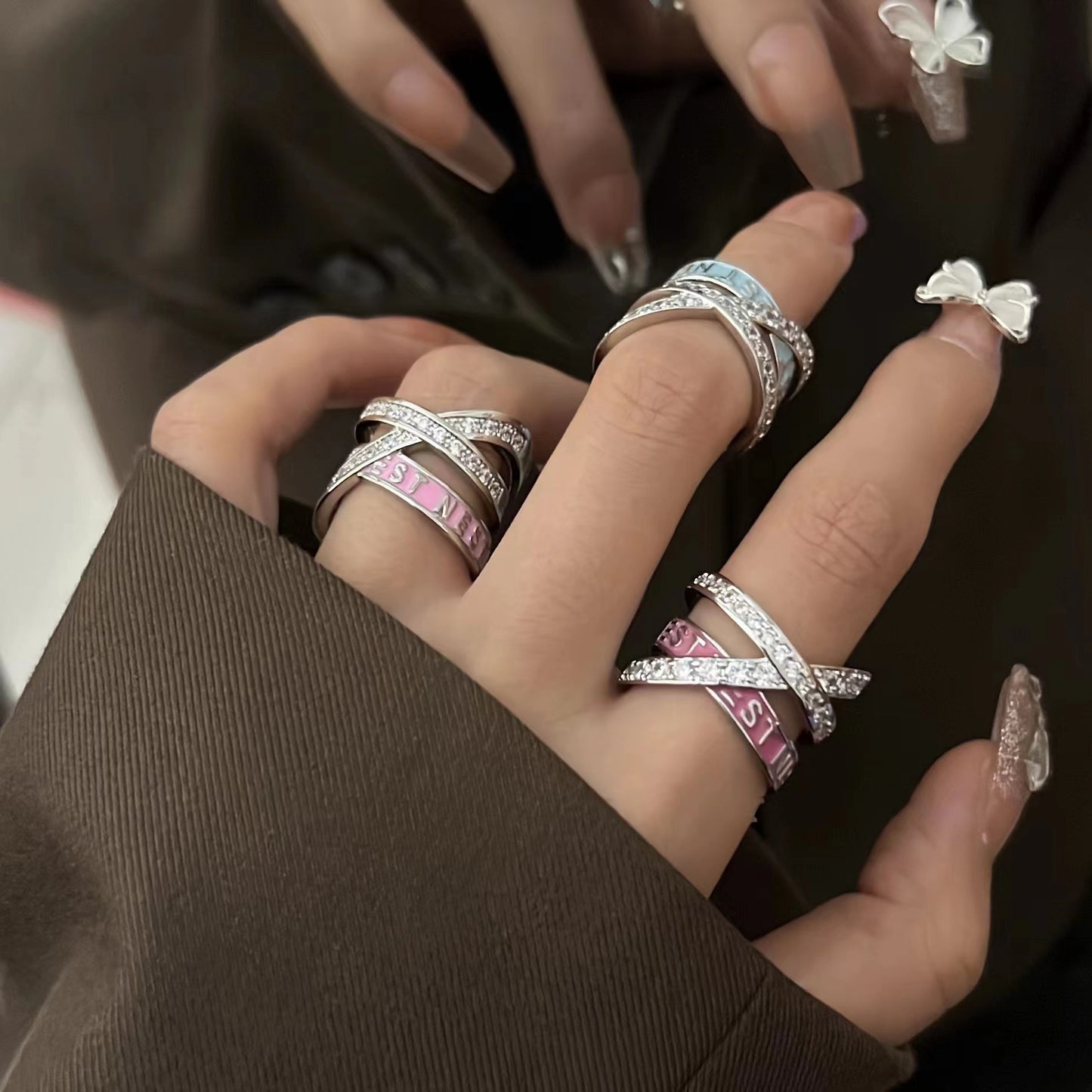 Extremely beautiful sharp goods gradual change ring Empress Dowager Vivienne rose gold pink three circle enamel Vivian ring