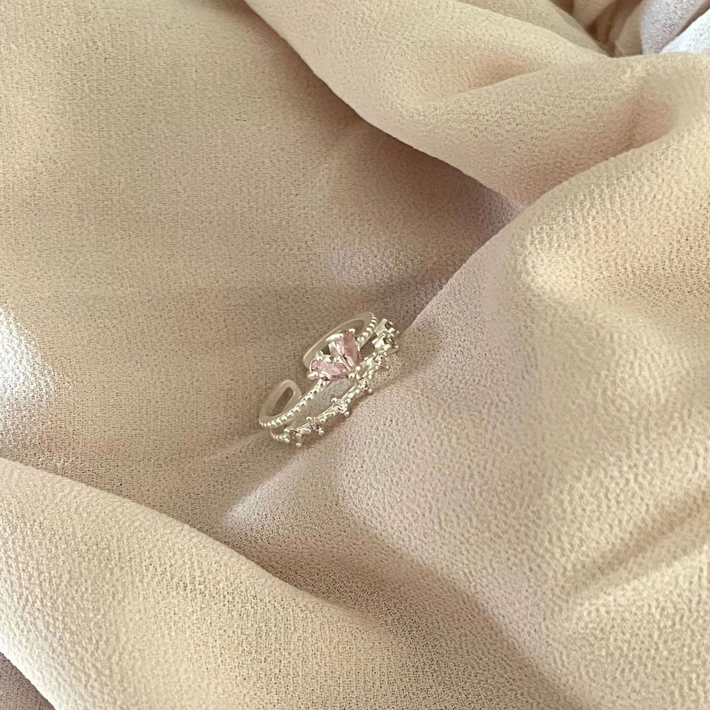Pink Heart Zircon Open Metal Ring for Female Minority Design, High Grade, Personalized, Simple, and Versatile Style Ring