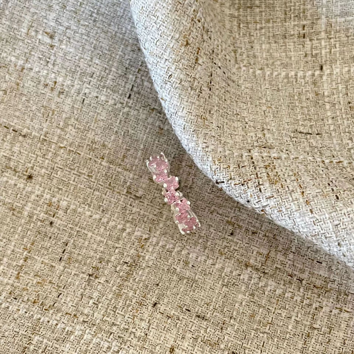 Pink Heart Zircon Open Metal Ring for Female Minority Design, High Grade, Personalized, Simple, and Versatile Style Ring