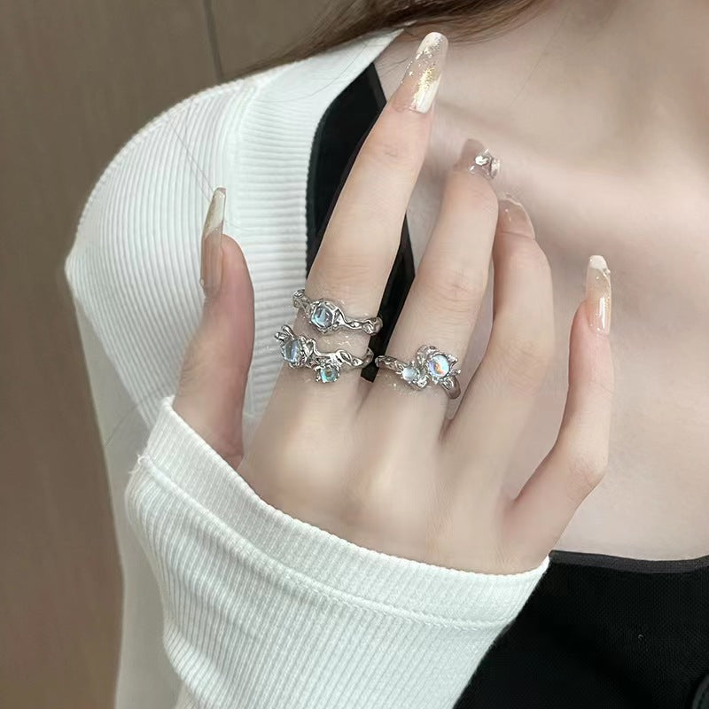 Moonlight Stone Small Design Sense INS Cold Wind Ring Female Gem High Grade Sense French Irregular Fold Ring