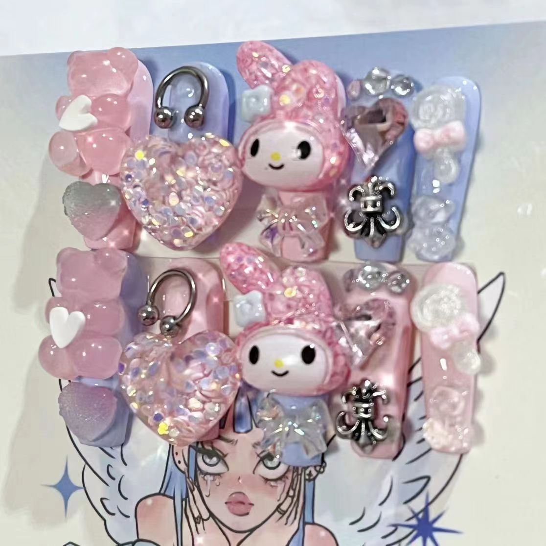 A Sweet Hug Bear Spicy Girl Wears Nail Wearing Handmade Manicure Wearing Nail Wearing