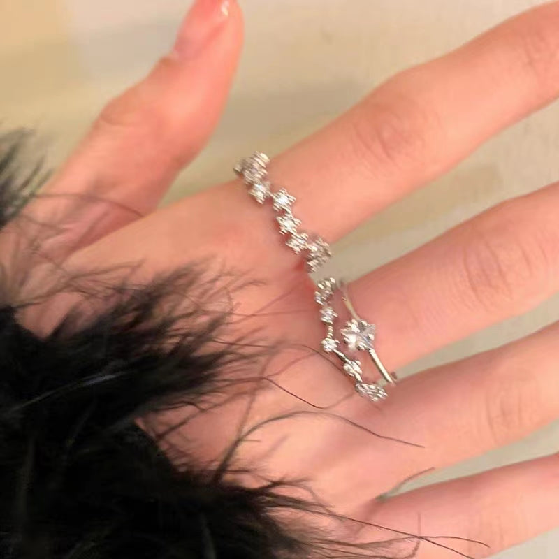 Simple Sweetheart Bow Necklace, Light Luxury, Small and Popular, Advanced Design, Snake Bone Chain, New 2023
