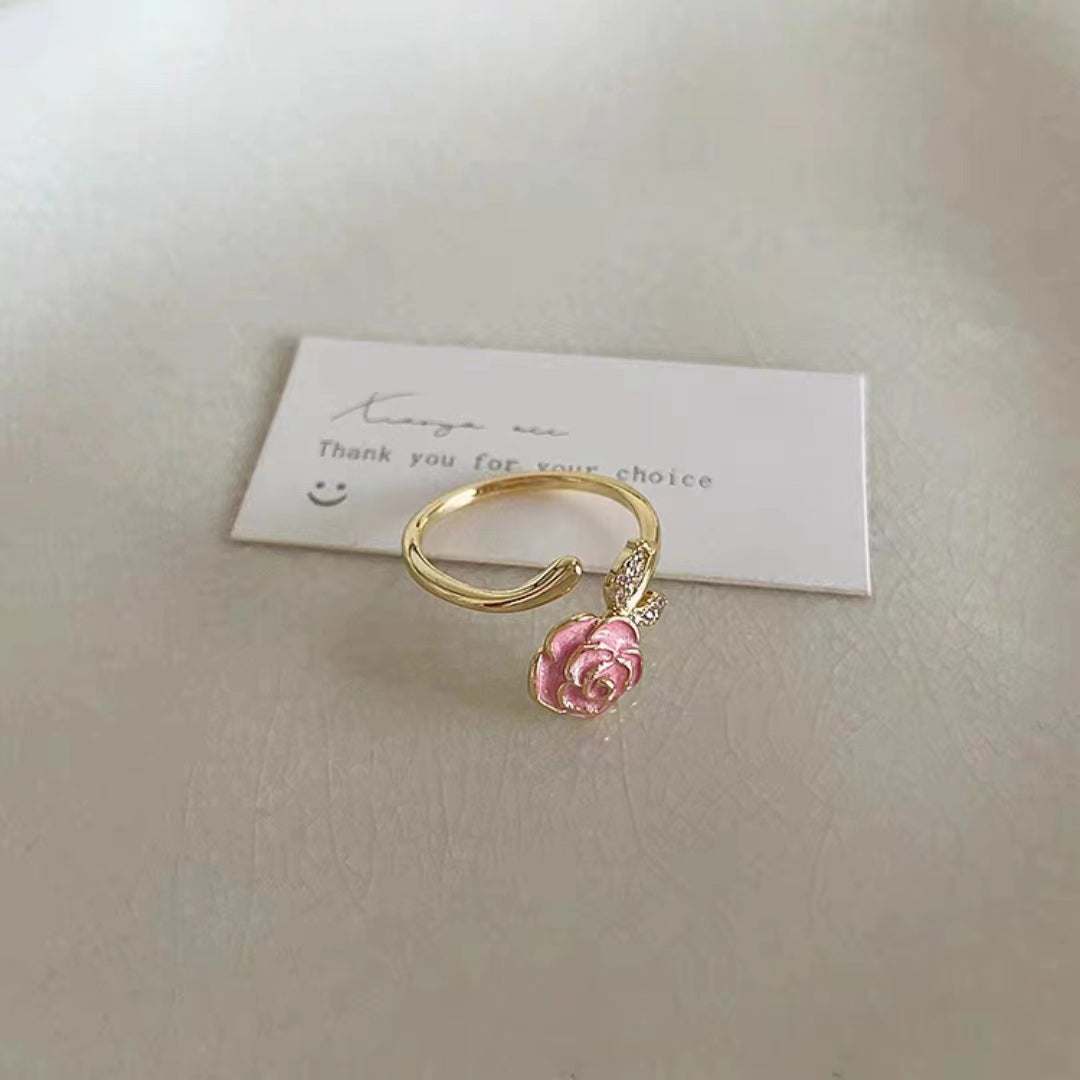 French retro butterfly ring for women, luxurious and niche design, high-end and exquisite flower versatile index finger ring