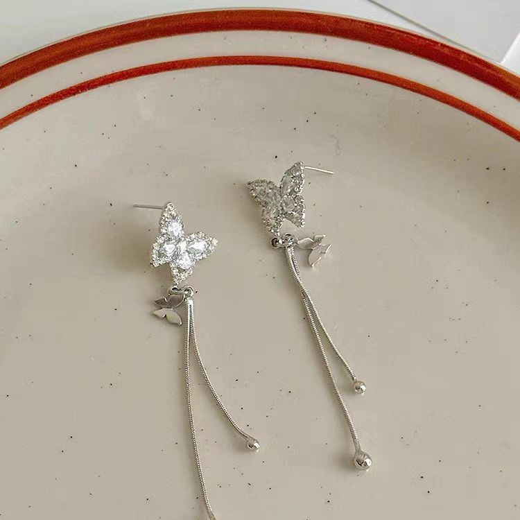 Long tassel butterfly earrings, light luxury and niche design, ear studs, 2023, new temperament, exquisite earrings, and earrings for women