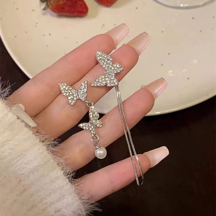 S925 Silver Needle Asymmetric Butterfly Earrings with Light Luxury and Small Design Sense High Grade Earstuds for Women without Ear Holes Earclip Earrings