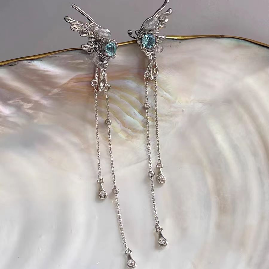 No need for ear holes, ear bones, elf ears, asymmetric butterfly blue zircon handcrafted design, niche design, long and slim tassels