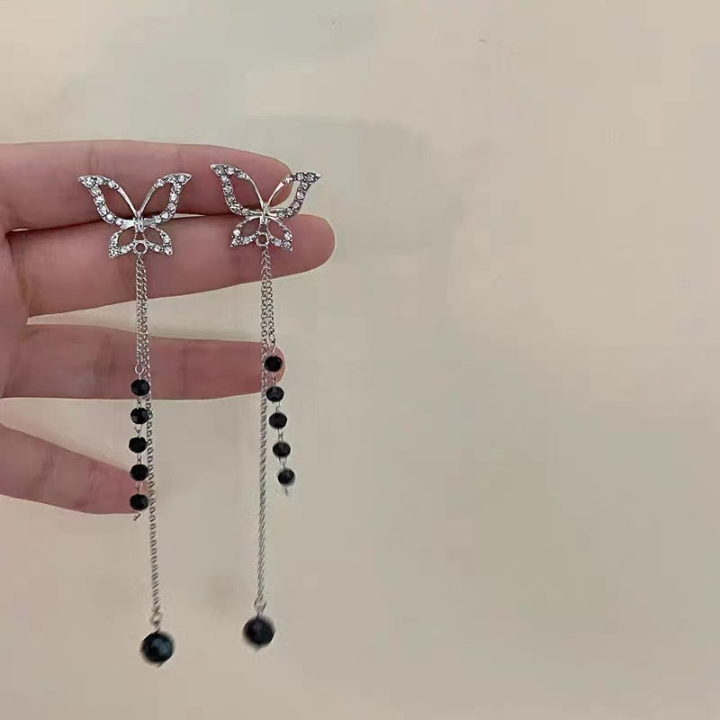Cold and indifferent style butterfly zircon long tassel ear bone clip temperament and personality ear clip niche design, exquisite and luxurious style