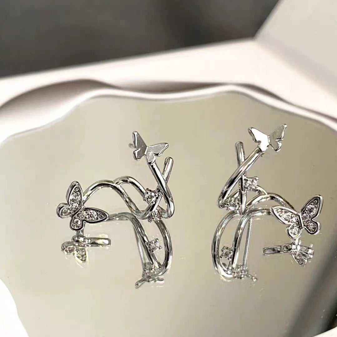 Diamond butterfly without ear holes, mosquito coil with ear clip, gentle and gentle design, exquisite and versatile earrings for girls