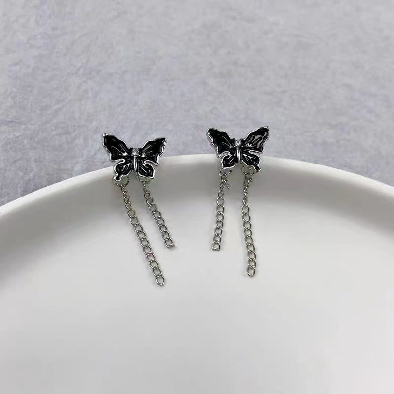 Black Butterfly Tassel Chain Earrings for Women, Light Luxury, Small and Popular Personality, Temperament Earrings, Sweet and Cool Style, Japanese and Korean Earrings