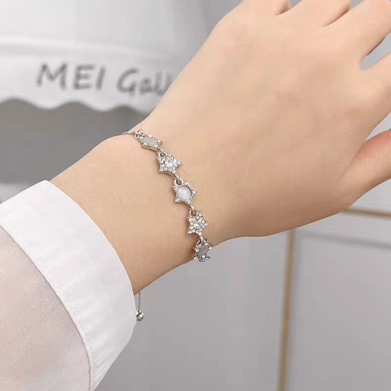 Suitable for summer bracelet niche design cute and sweet beaded