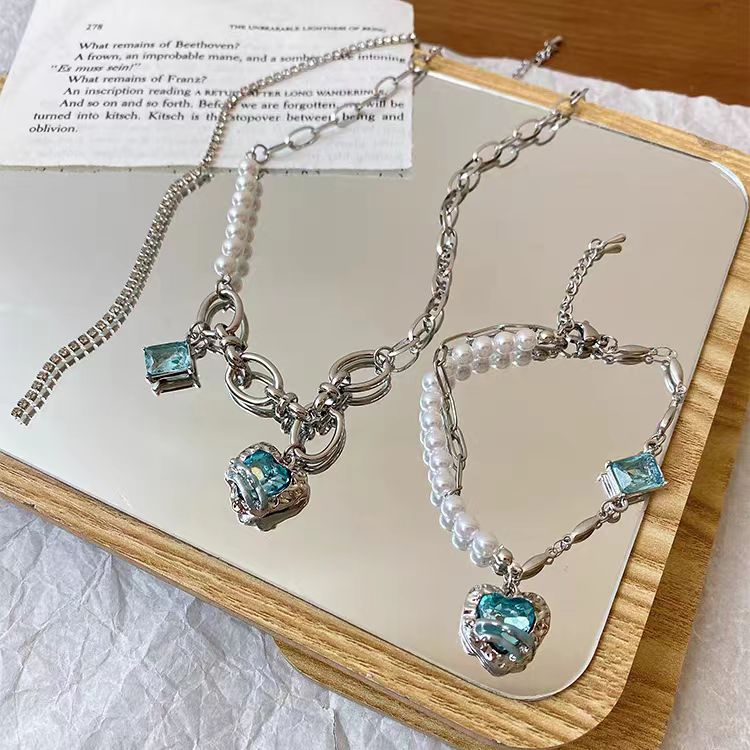 Rainbow moonlight love necklace female ins blogger's same niche beaded collarbone