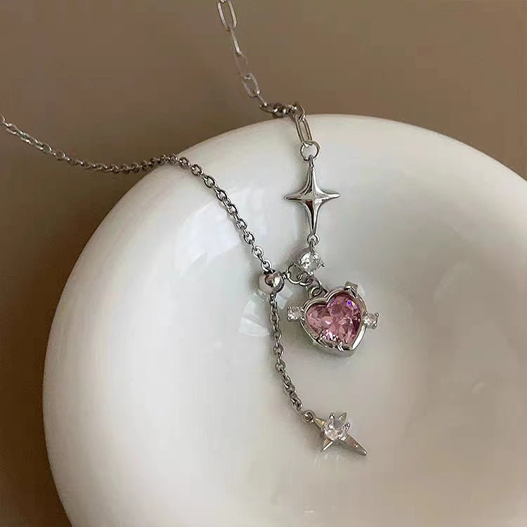 Sweet and cool girl collarbone chain thorn cloud love necklace