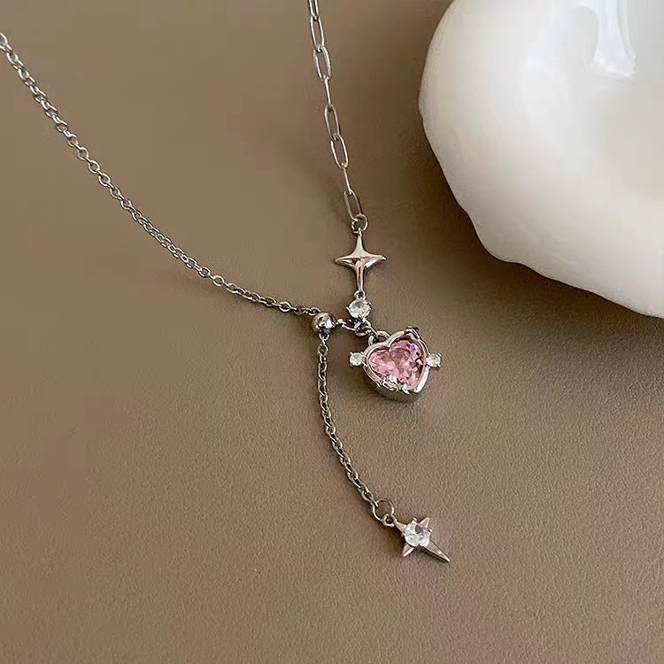 Sweet and cool girl collarbone chain thorn cloud love necklace
