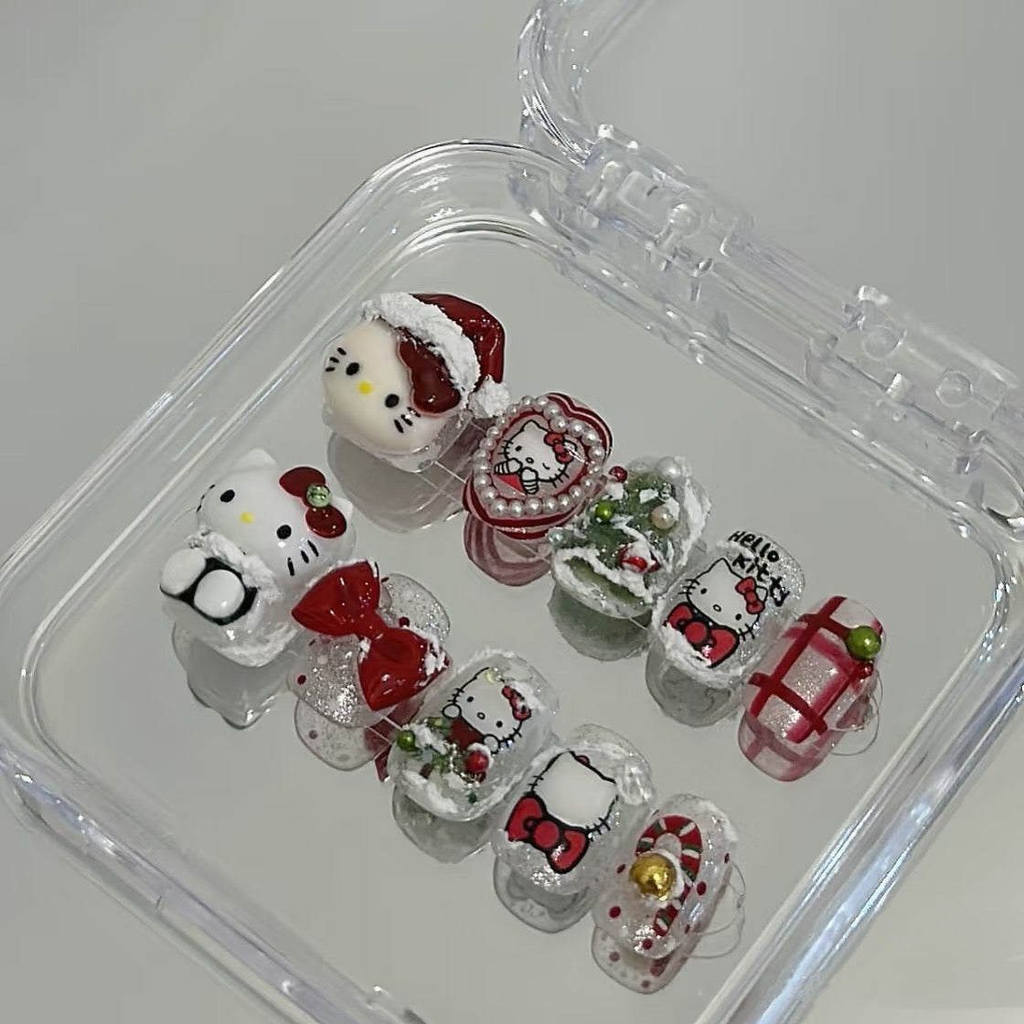 Festive Hello Kitty Christmas Nail Set
