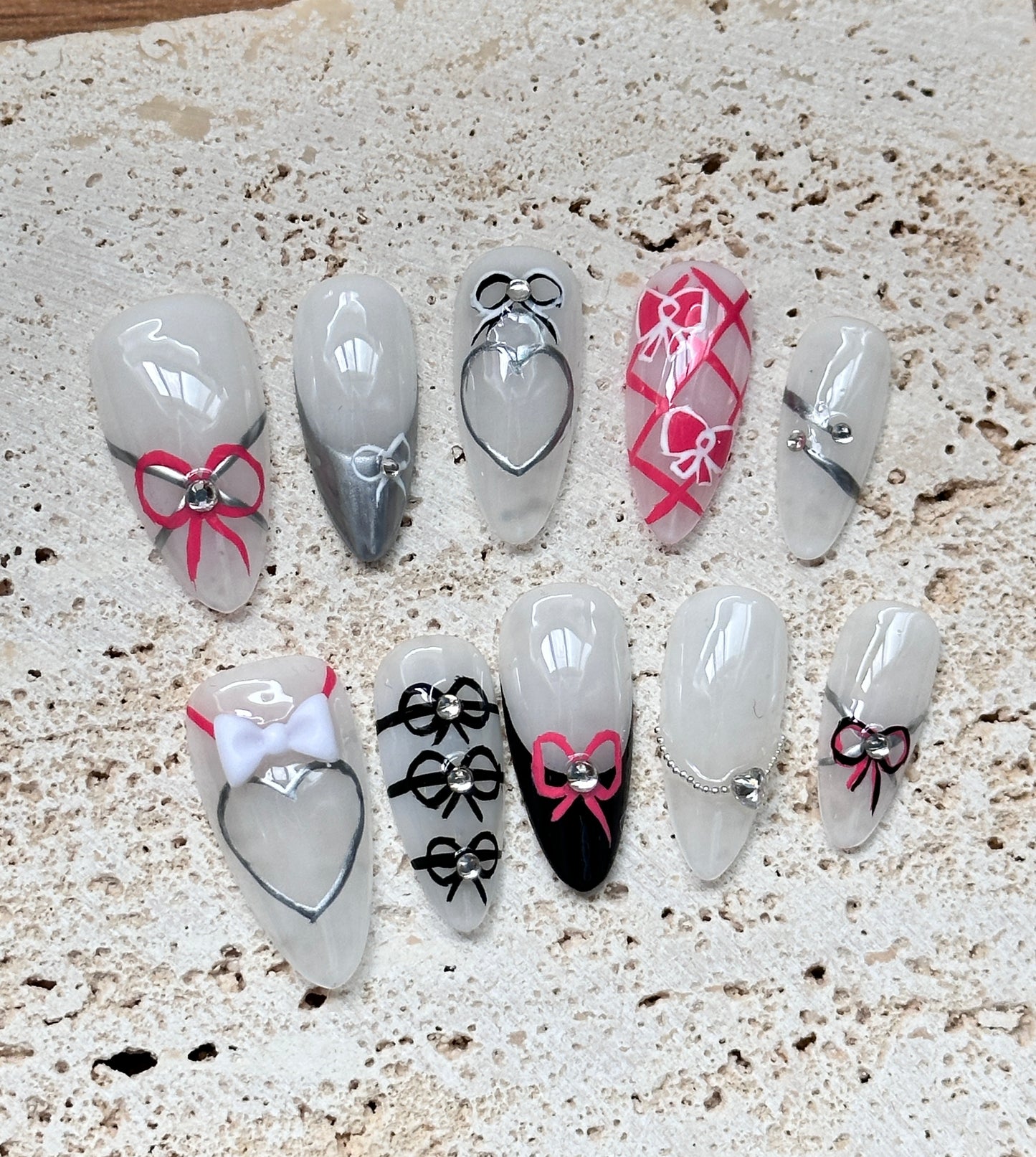 Love pink bow nails