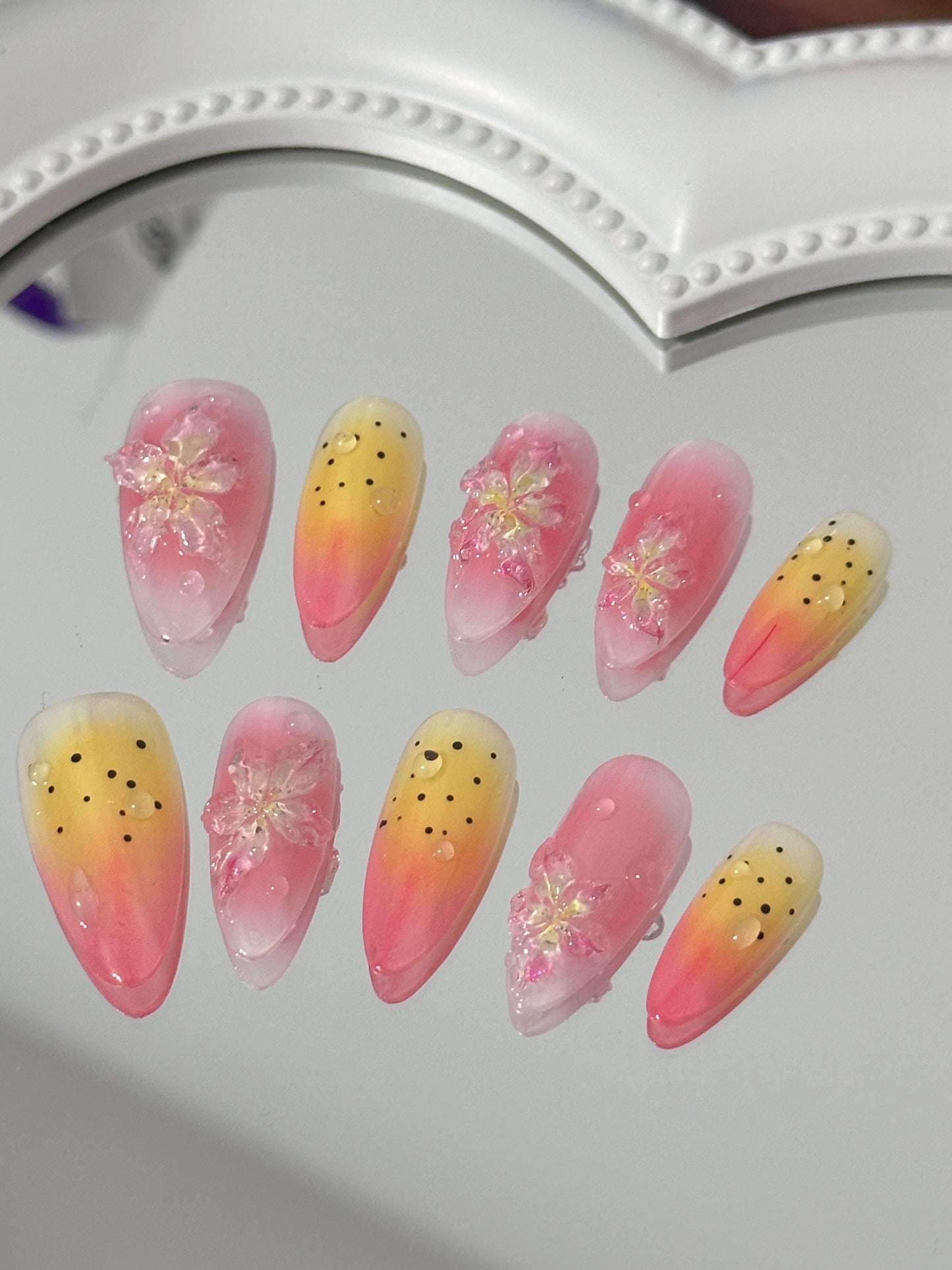 Tropical Sunset Floral Nail(size M)