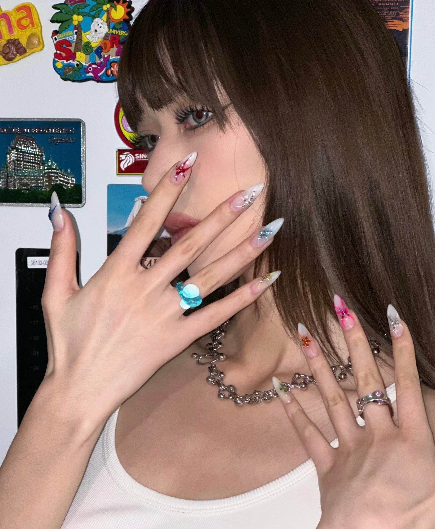 Bold & Chic Crystal Accent Nail Set