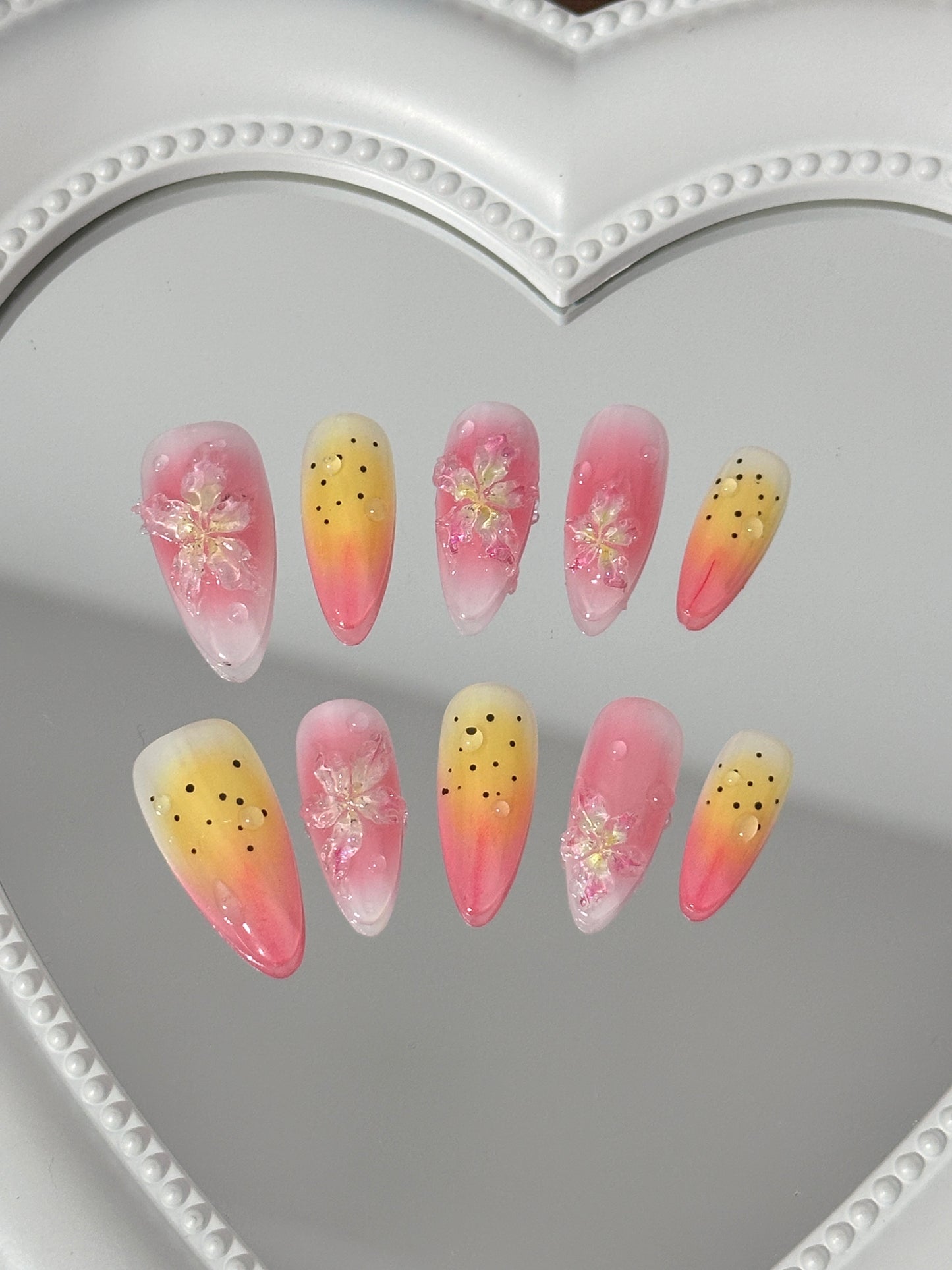 Tropical Sunset Floral Nail(size M)
