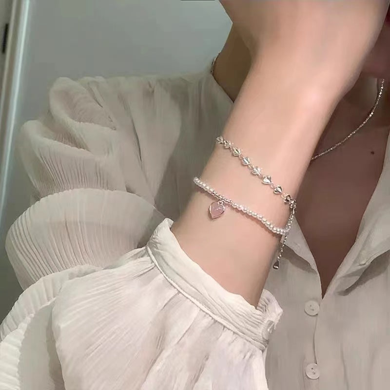 Korean version of light luxury niche design pink love bracelet women's 2023 new best friend exquisite versatile bracelet