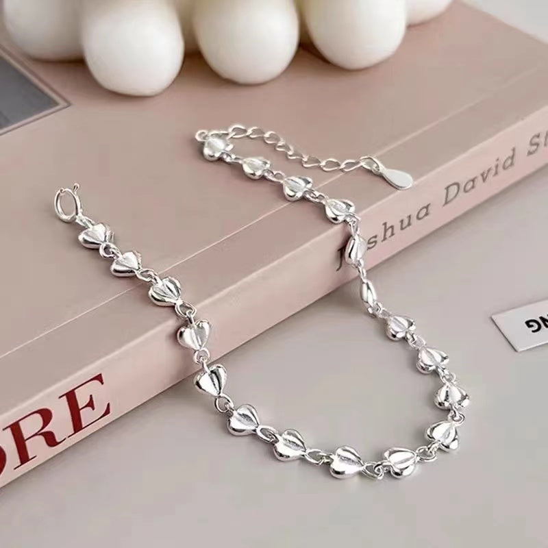 Korean version of light luxury niche design pink love bracelet women's 2023 new best friend exquisite versatile bracelet