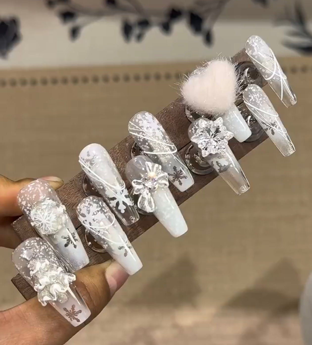 Winter snowflake love nails