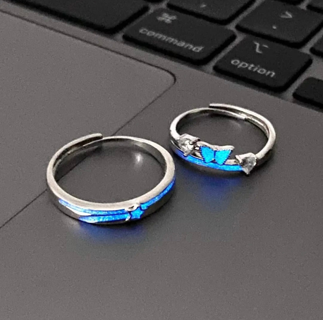 New product of the store, Internet celebrity night glowing ring