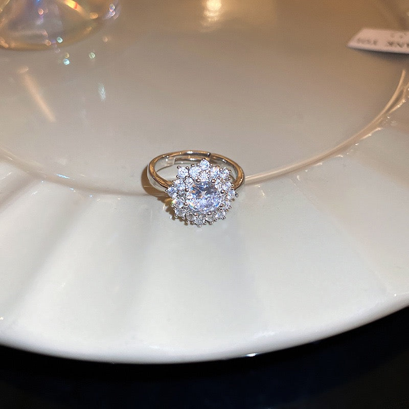Zircon snowflake rotatable opening ring temperament light luxury high-end index finger ring