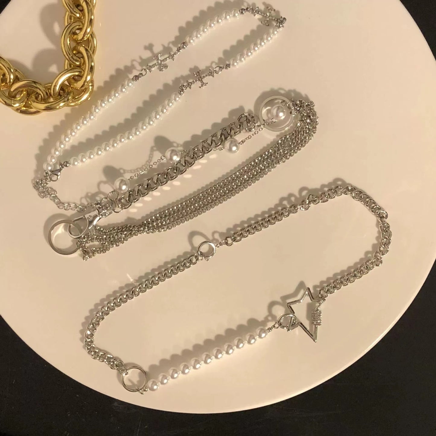 Pearl pentagram metal necklace
