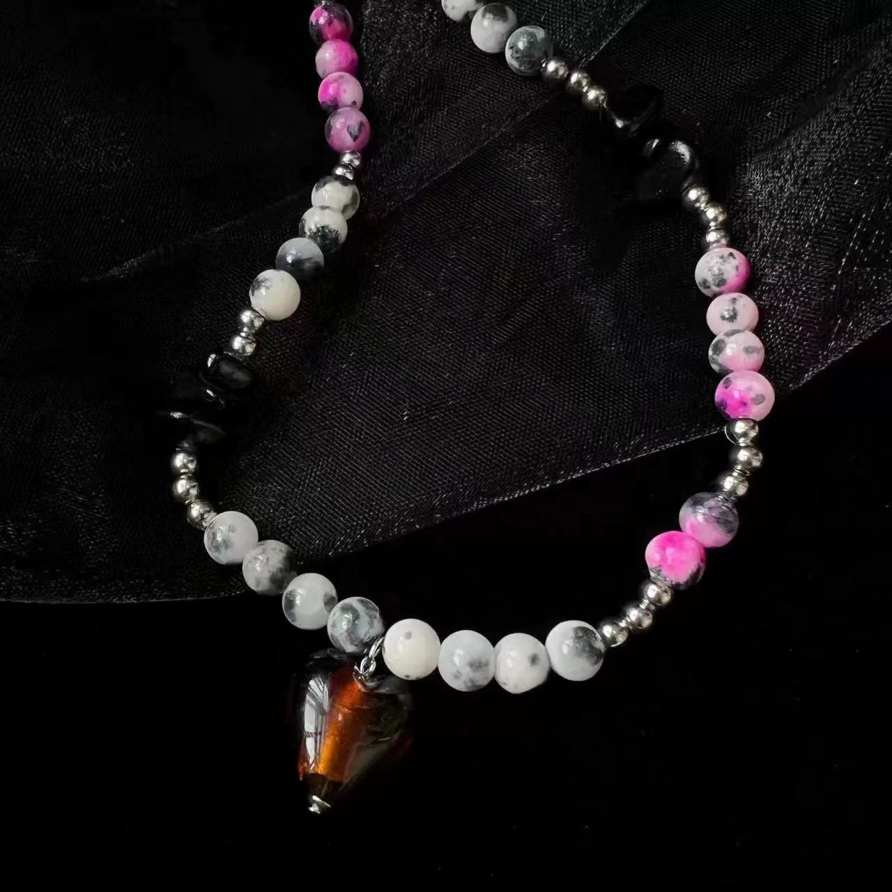 Amber love smoky rose necklace