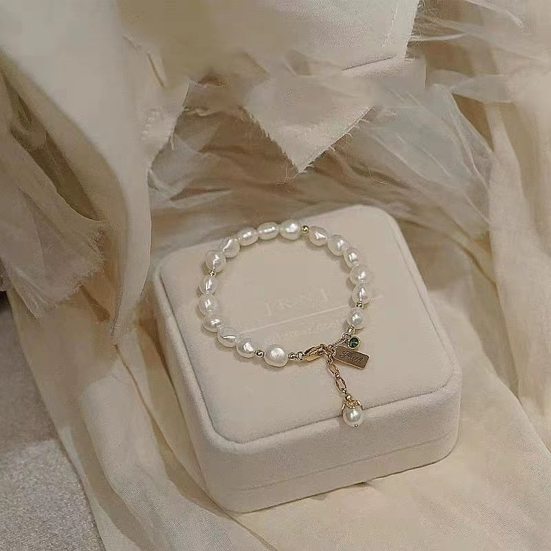 Baroque freshwater pearl bracelet