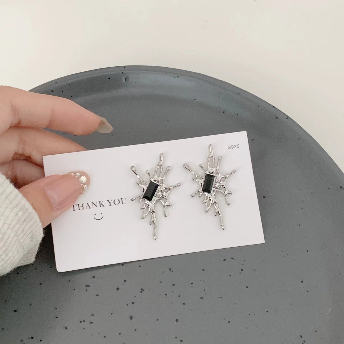 S925 silver needle temperament cold style earrings personality irregular senior sense earrings long tassel ear clips earrings