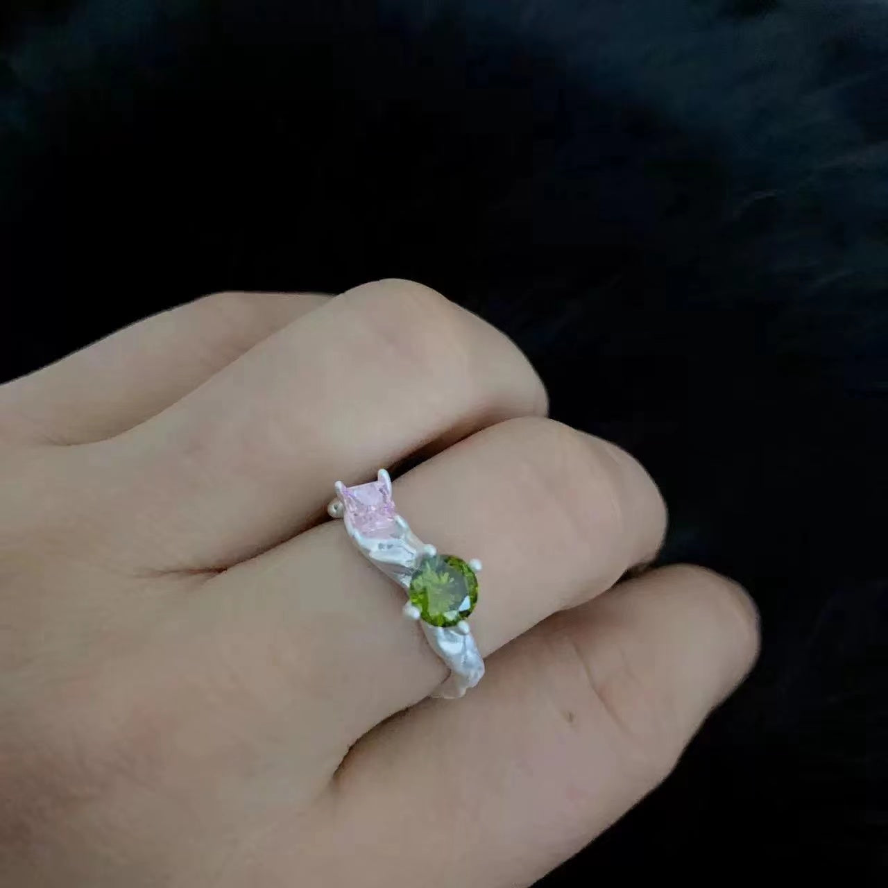 Colored zirconium ring niche design cold wind temperament simple sweet cool index finger open ring