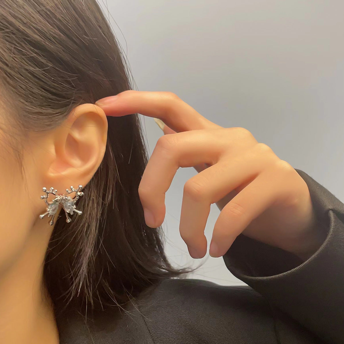 Cool and luxurious butterfly earrings in Europe and the United States