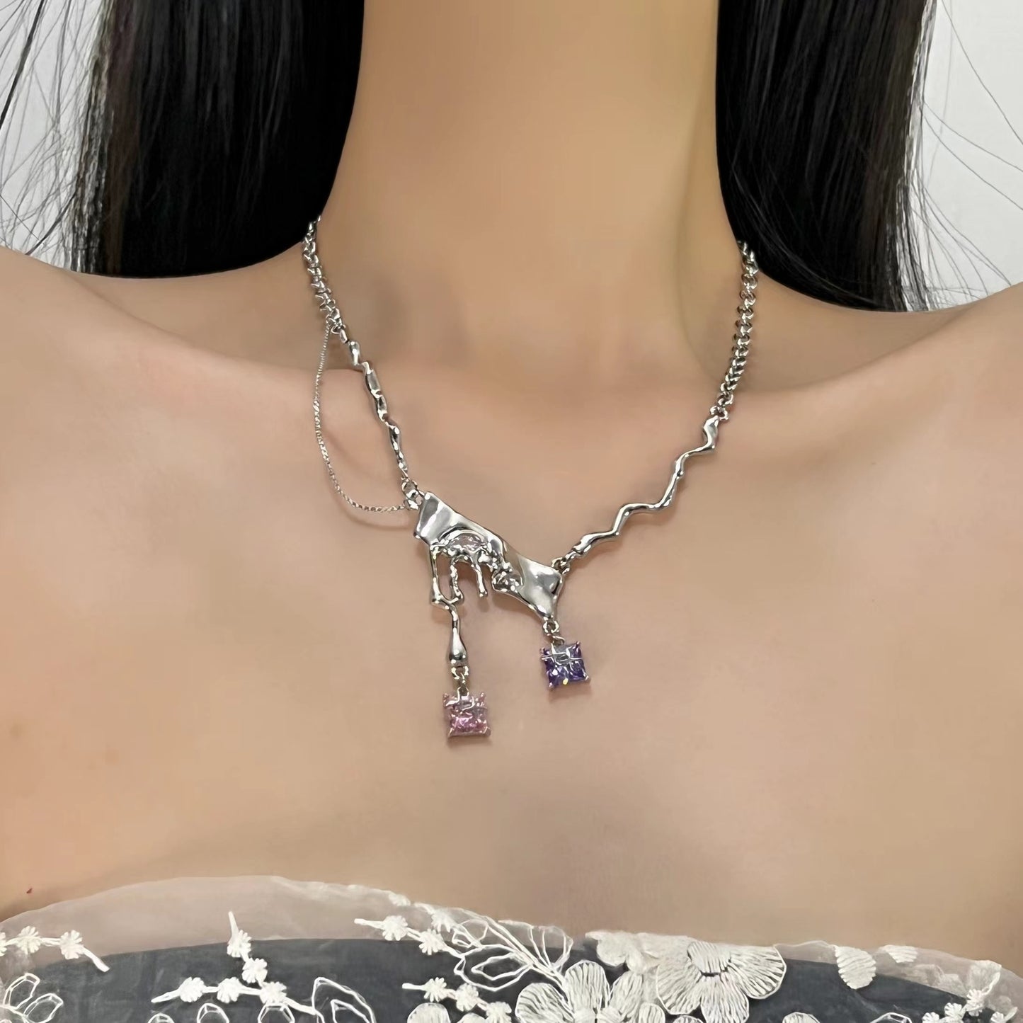 Original Purple Light Night y2k Small Necklace Sweet Cool Design Purple Zircon Lava Metal Necklace Purple Pink Zircon